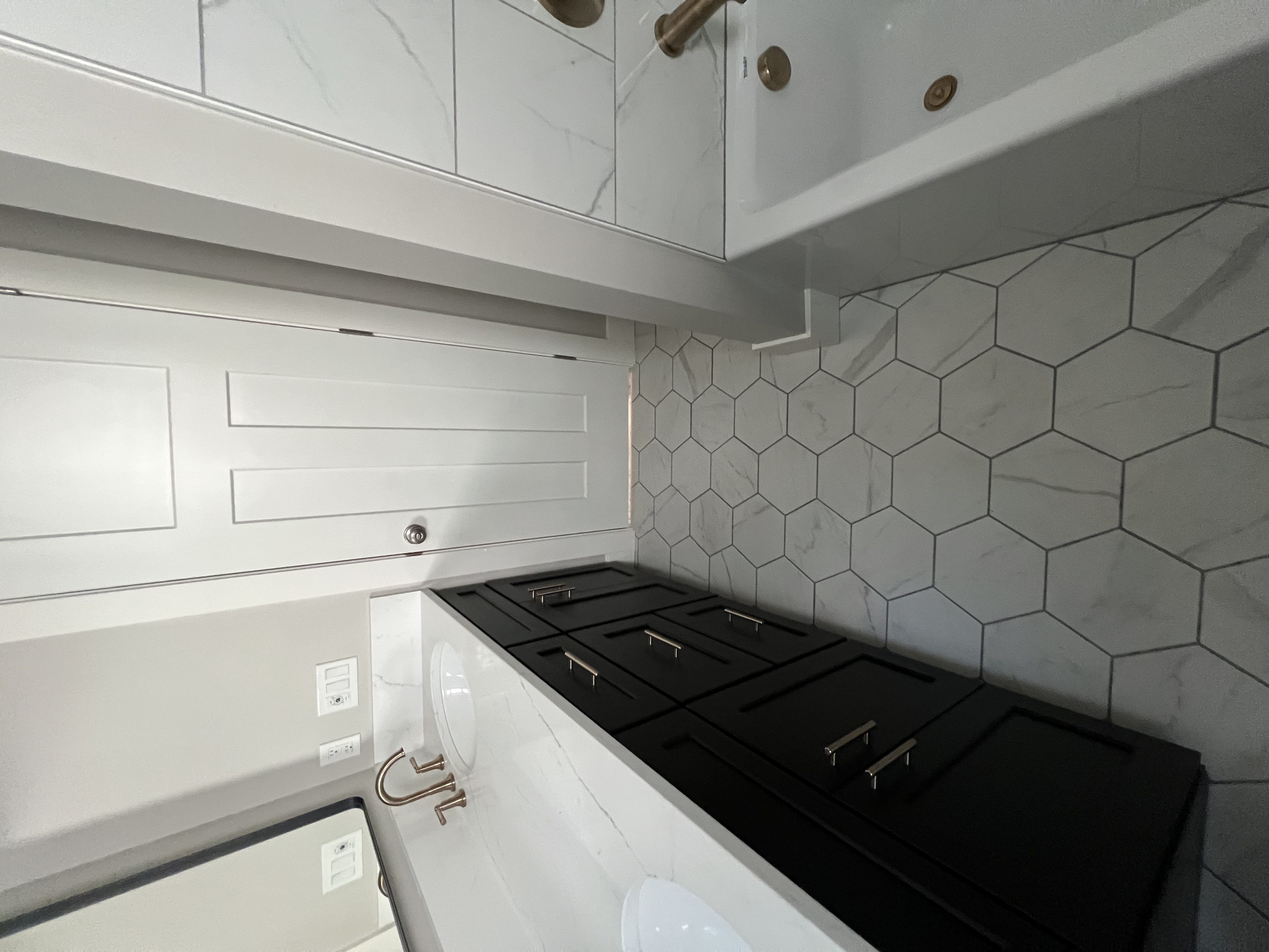 Double bathroom remodel shower niche