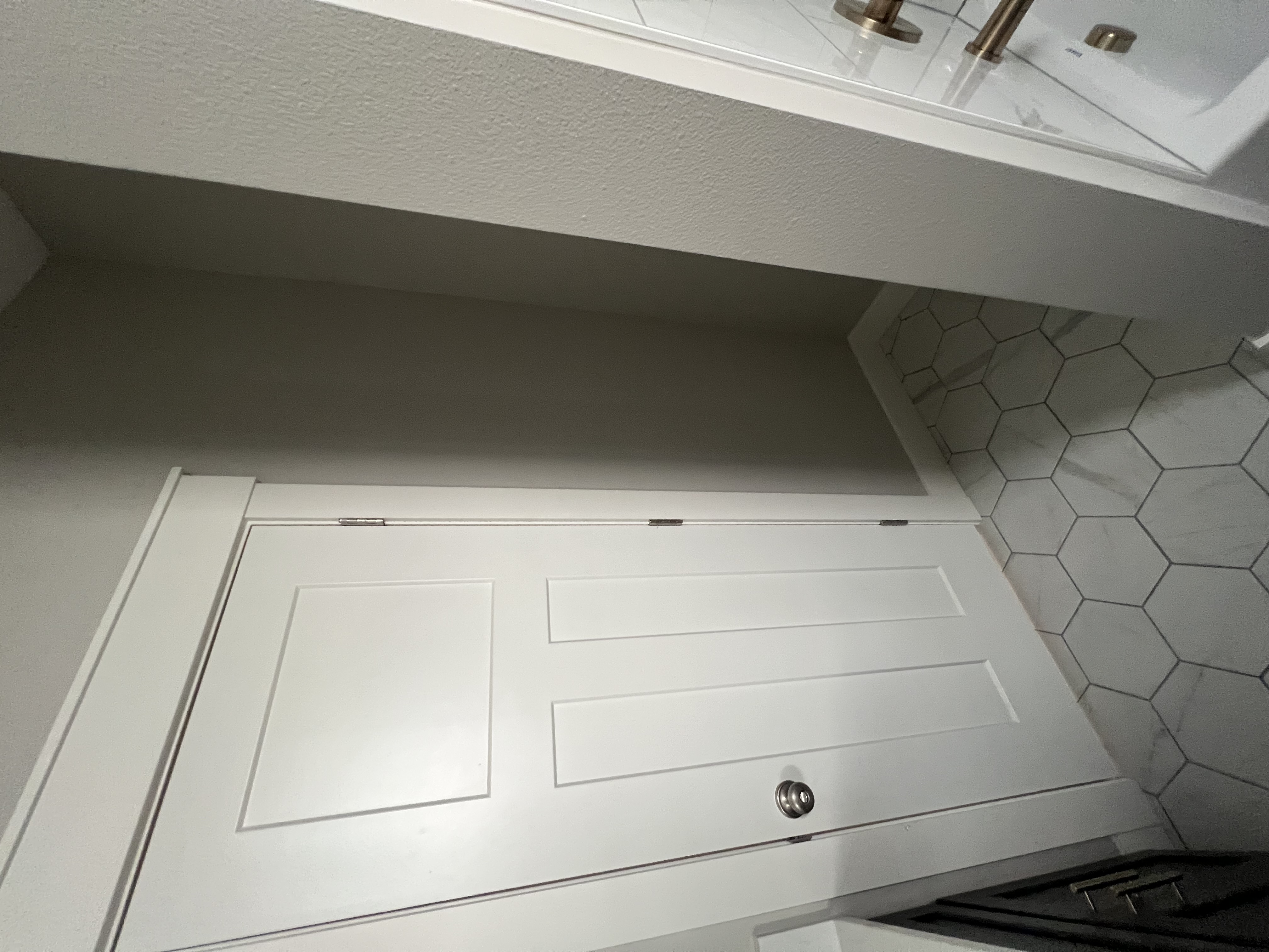 Double bathroom remodel tub detail